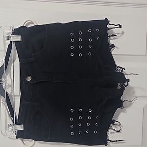 Lowest Price!!!Rivet Shorts